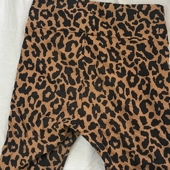 Wild fable cheetah biker shorts - Picture 2 of 3